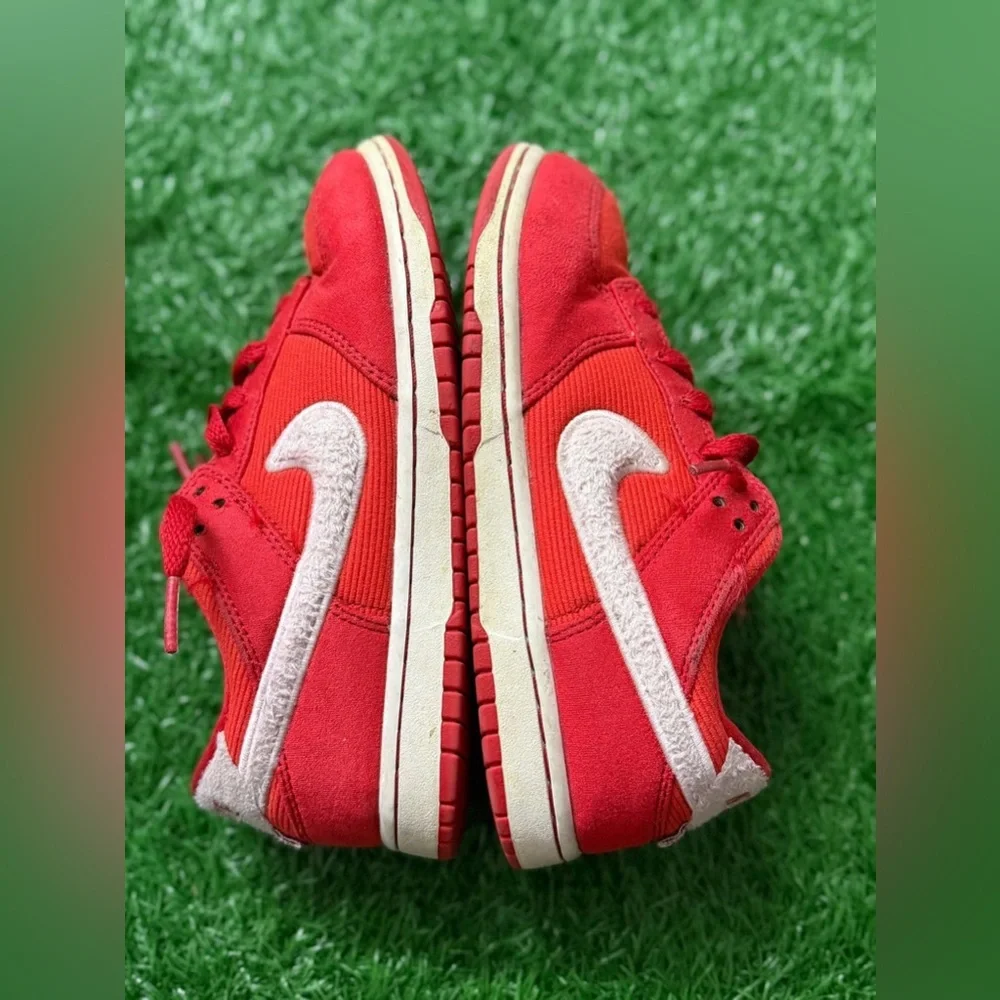 Nike‎ Kids Red Sneakers Size 3Y